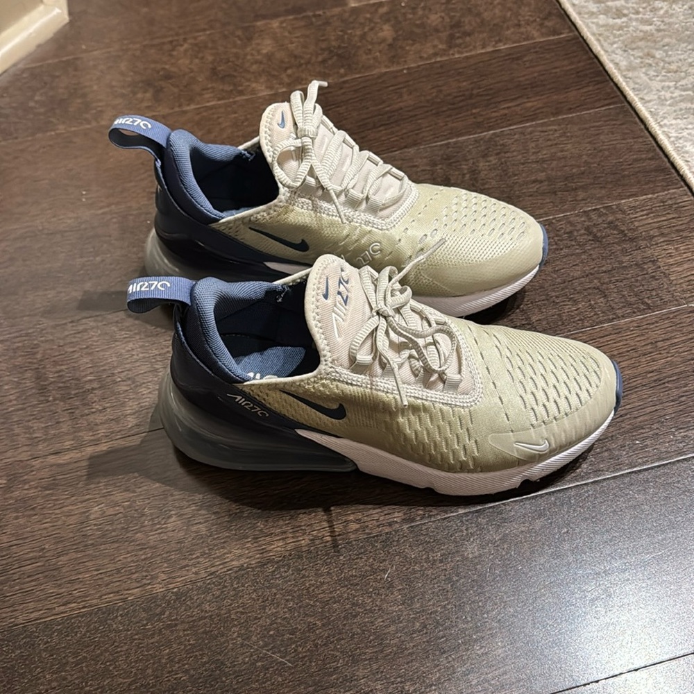 Women’s Nike Air Max 270 
Light Bone / Diffused Blue / White - Picture 2 of 7